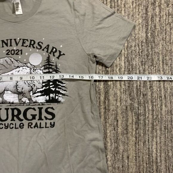 Sturgis 81st Anniversary Women Small Shirt Motorcycle Rally 2021 Buffalo Graphic - Picture 5 of 7